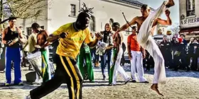 Aulas de Capoeira