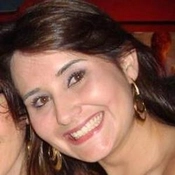 Fernanda R.